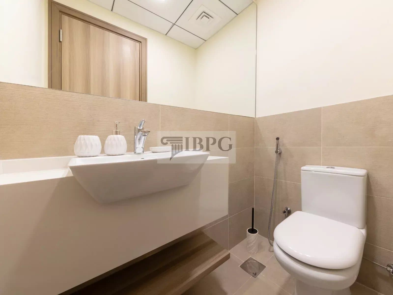 Pay 40% now Move in | 60% 2 years Post Hand Over | 2 BR Business Bay | Canal View 5